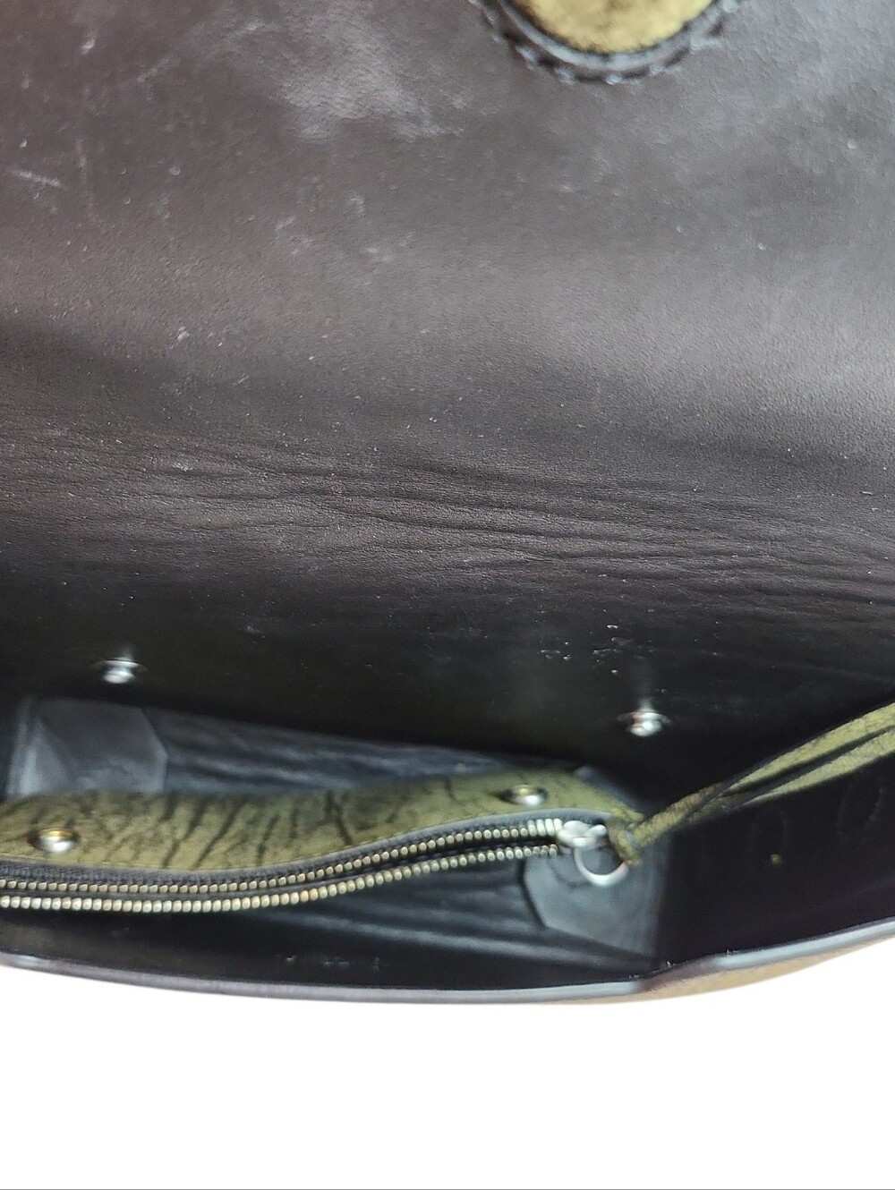 Rag & Bone Atlas shoulder bag in a military green textured leather - Picture 12 of 16